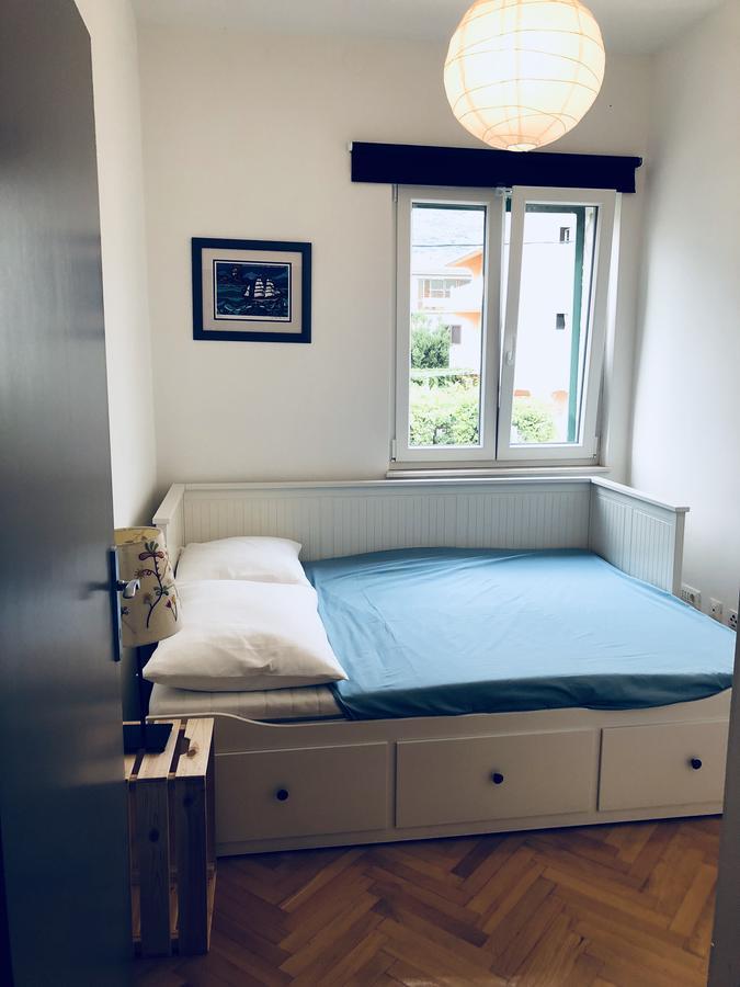Apartment Tomas Kaštela エクステリア 写真