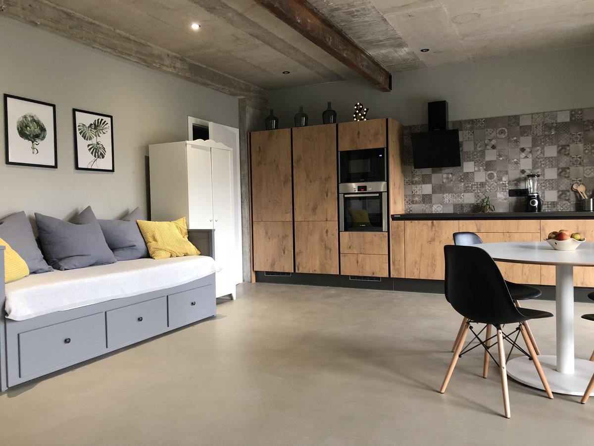 Apartment Tomas Kaštela エクステリア 写真